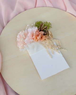 Somon Detaylı Damat Yaka Çiçeği